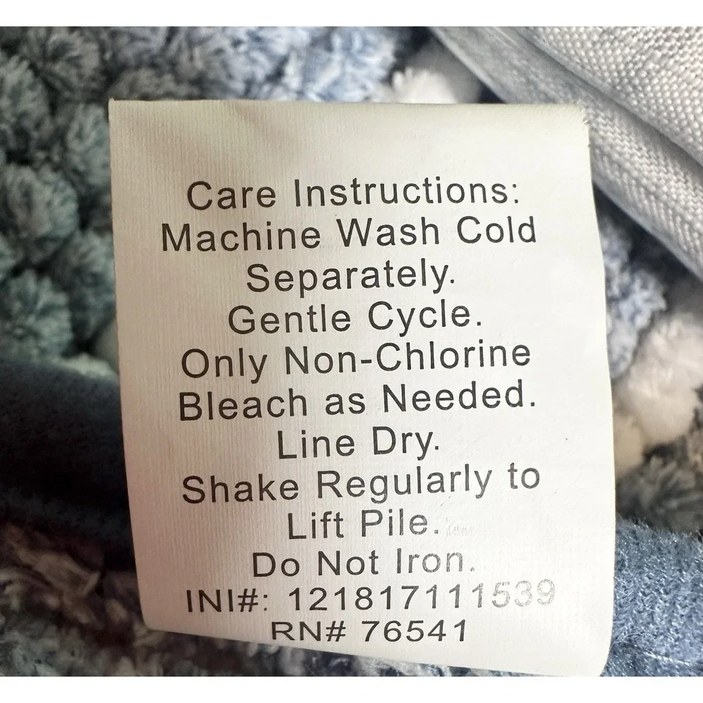 PURE BATH *NEW *Blue White 14 Piece Bath Set Rug, Shower Curtain, 12 Metal Hooks